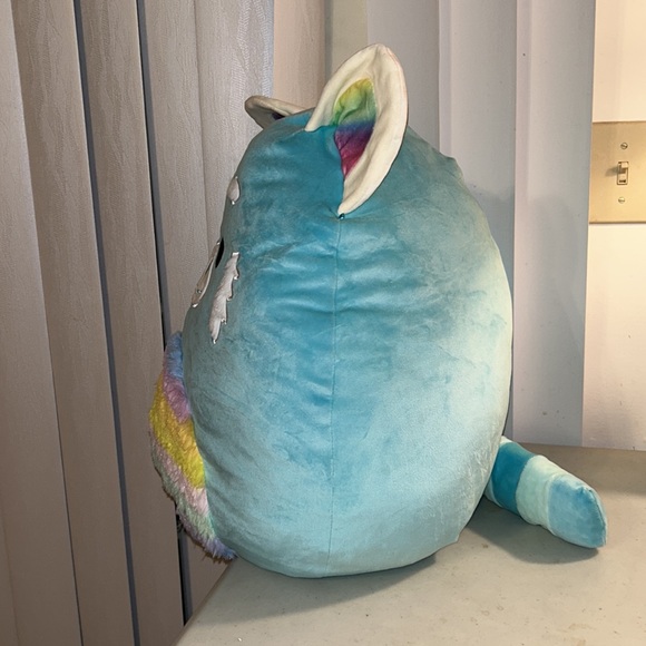 Squishmallow Vanessa the Red Panda Plush Toy Stuffed Animal 16" Inch - Picture 5 of 7